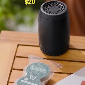 Scentsy Sleek Black Air Purifier Uses Pods